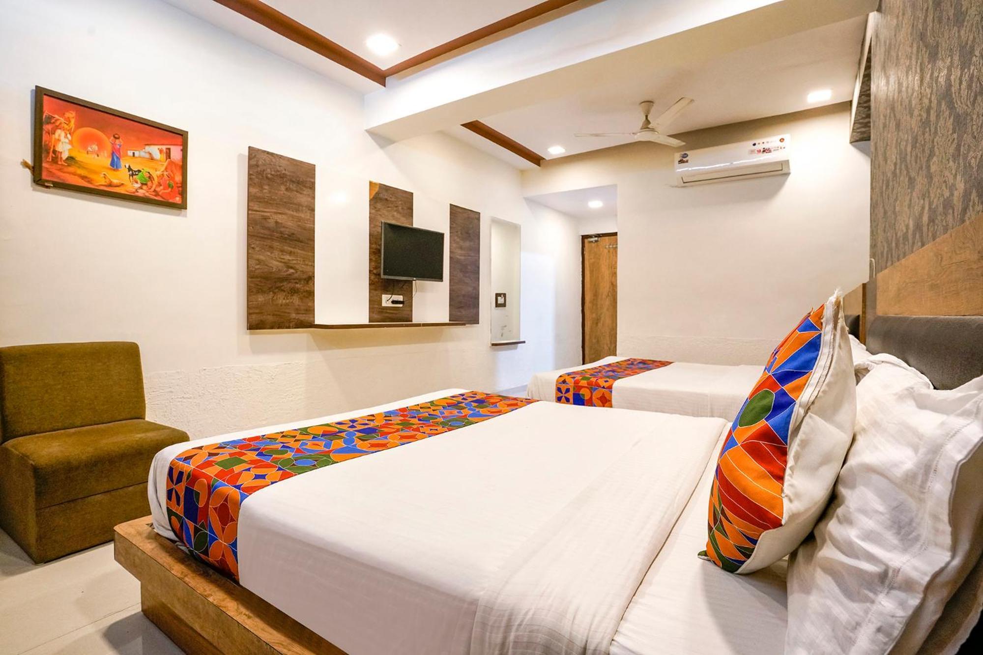 Fabhotel Galaxy I Ahmedabad Exterior photo